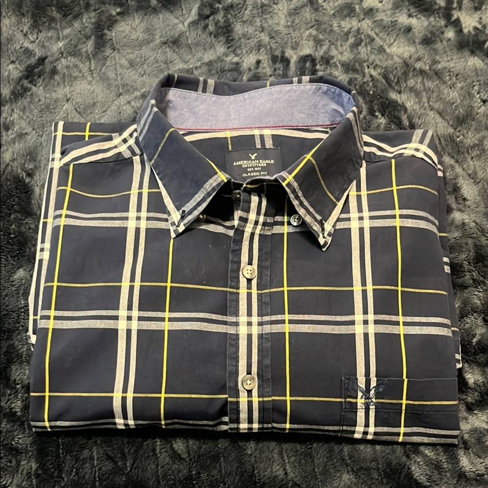 American Eagle Outfitters Men's Navy Plaid Shirt